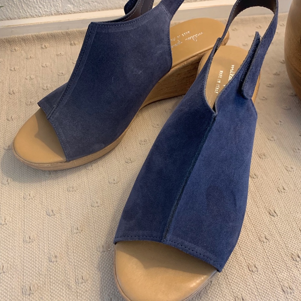 Mila Paoli wedges